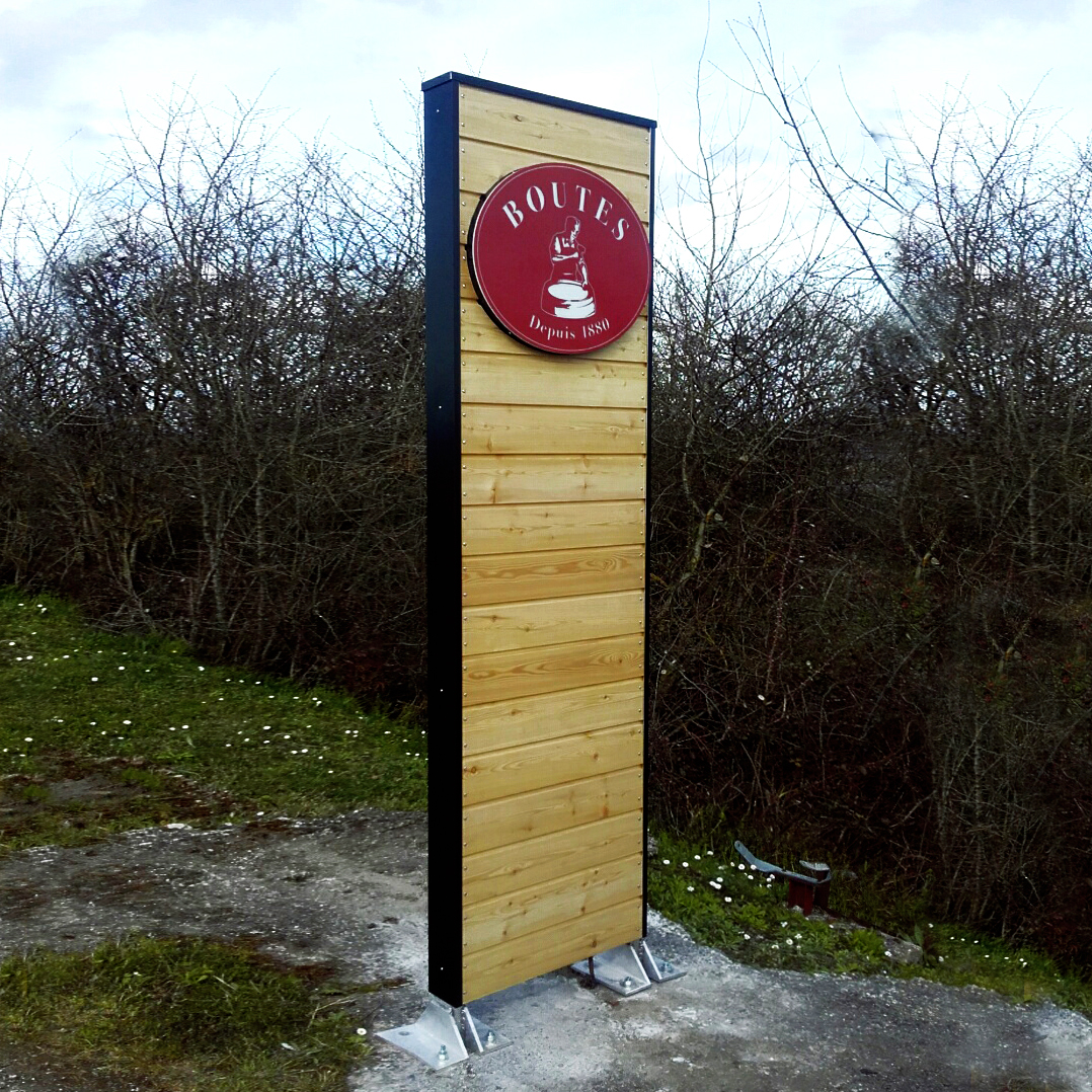 Totems  L'Atelier Enseignes