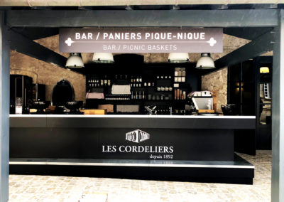 les cordeliers saint emilion bar a vin marquage adhésif logo panneaux signaletique